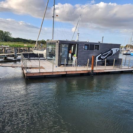 Villa Houseboat Of Grimm Fehmarn Exterior foto